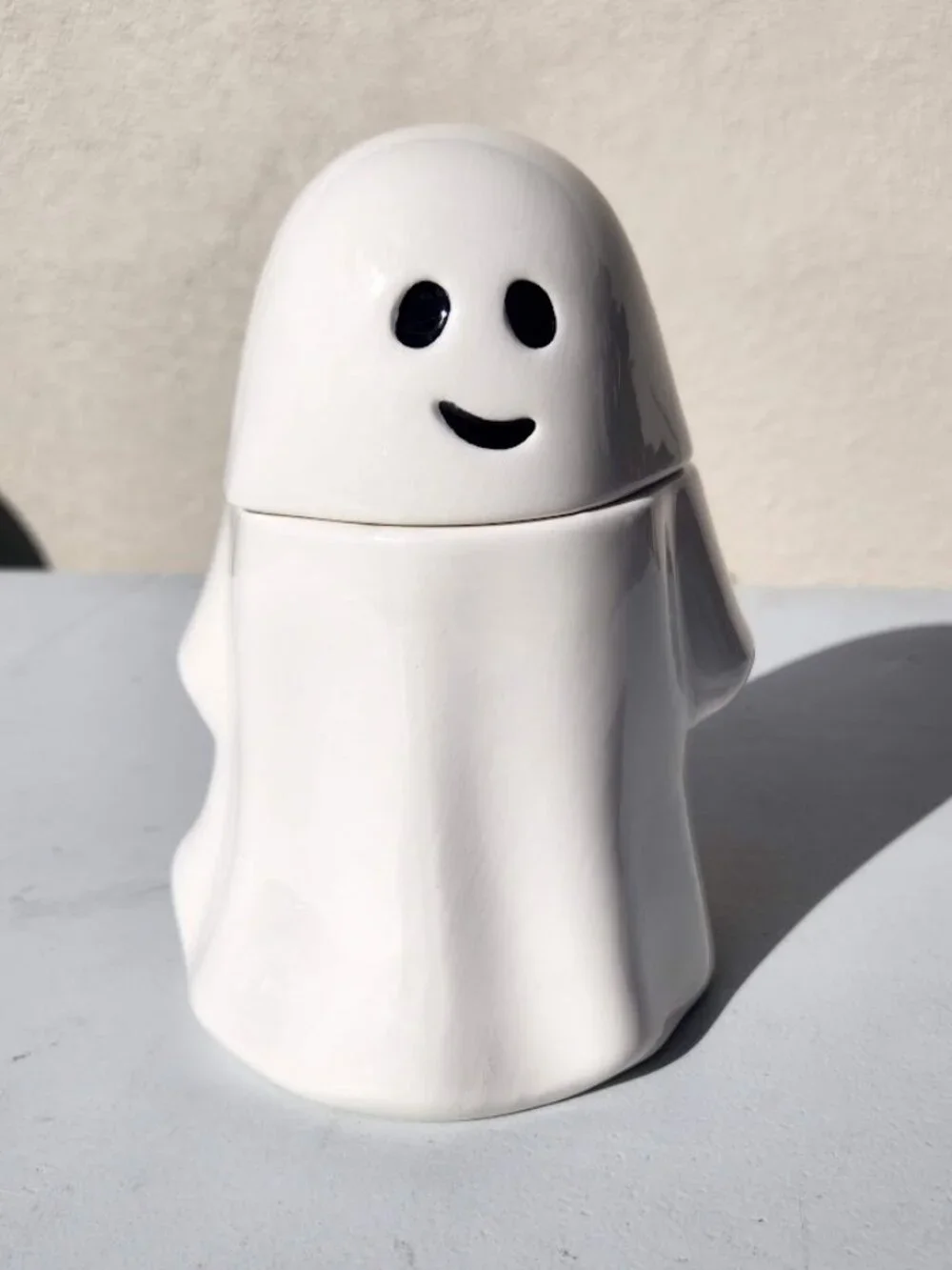 NEW Ceramic Ghost Cookie Jar Treat Food Storage Candy Kitchen Decor White Party